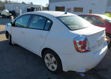 2008 Nissan Sentra 2.0S z USA, uszkodzony, nr VIN 3N1AB61E08L733906